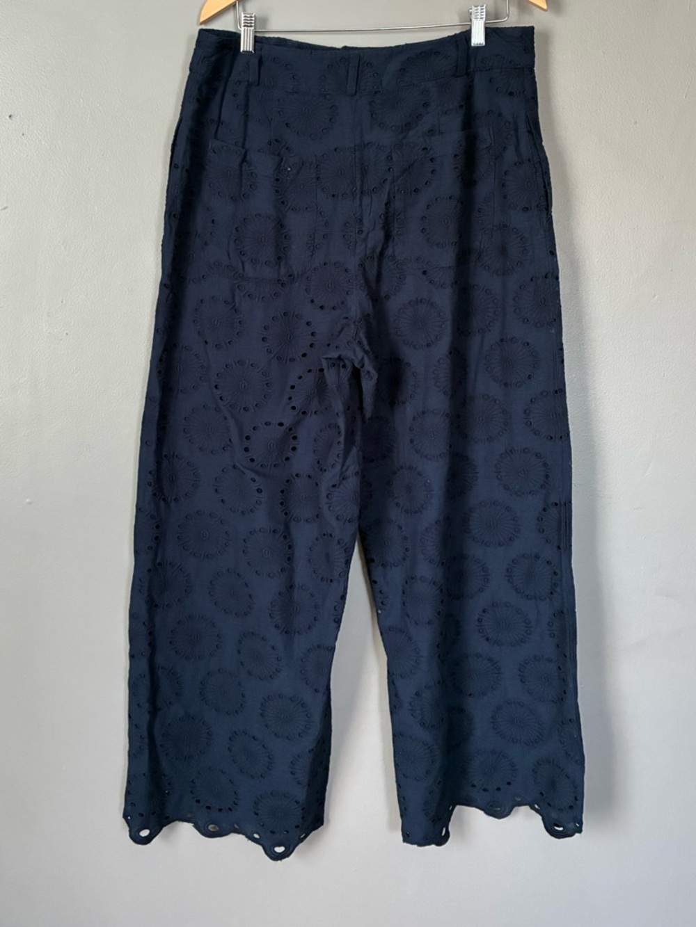 SUNDANCE Navy Blue Eyelet Cutwork Embroidered Cotton Wide Leg Pants Boho 16 - Picture 7 of 8